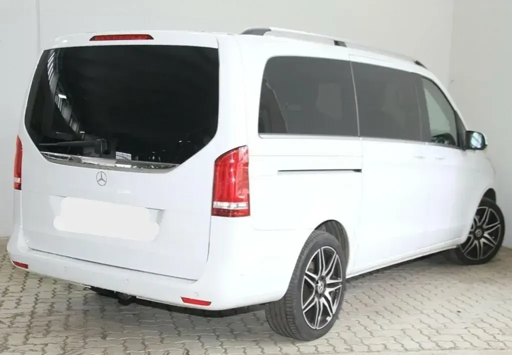 Gebraucht Mercedes V250 Exclusive 190 PS (139 kW) 2018 Weiß Van / Kleinbus