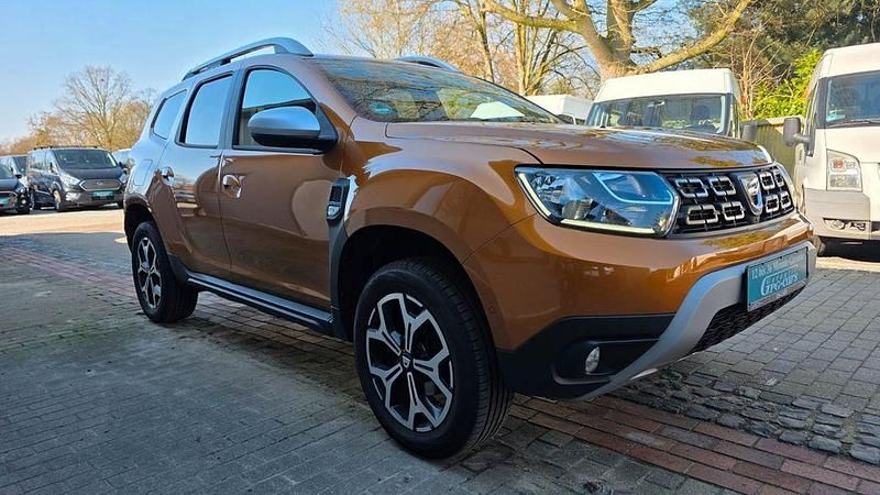 Gebraucht Dacia Duster Prestige 114 PS (83 kW) 2019 Orange SUV