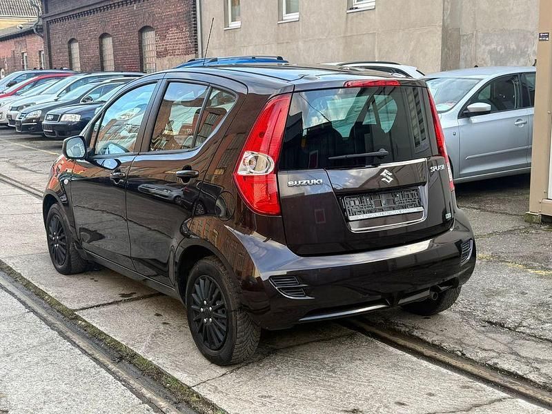 Gebraucht Suzuki Splash 94 PS (69 kW) 2013 Kleinwagen