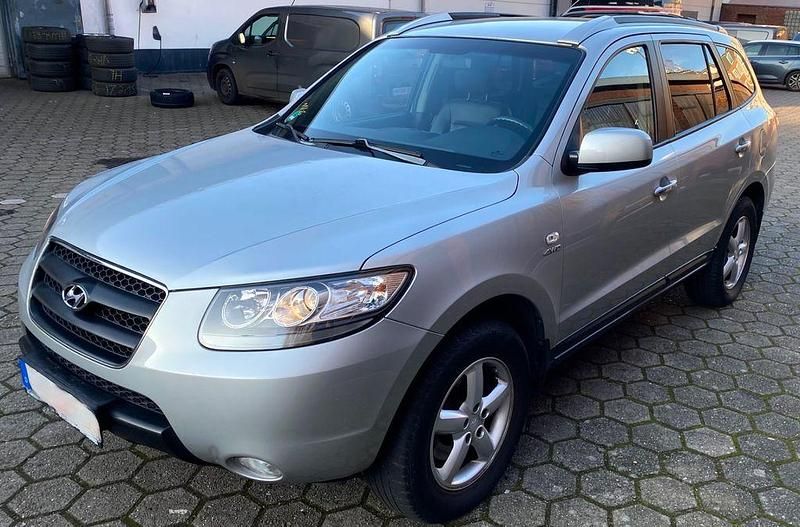 Gebraucht Hyundai Santa Fe 155 PS (114 kW) 2007 Silber SUV