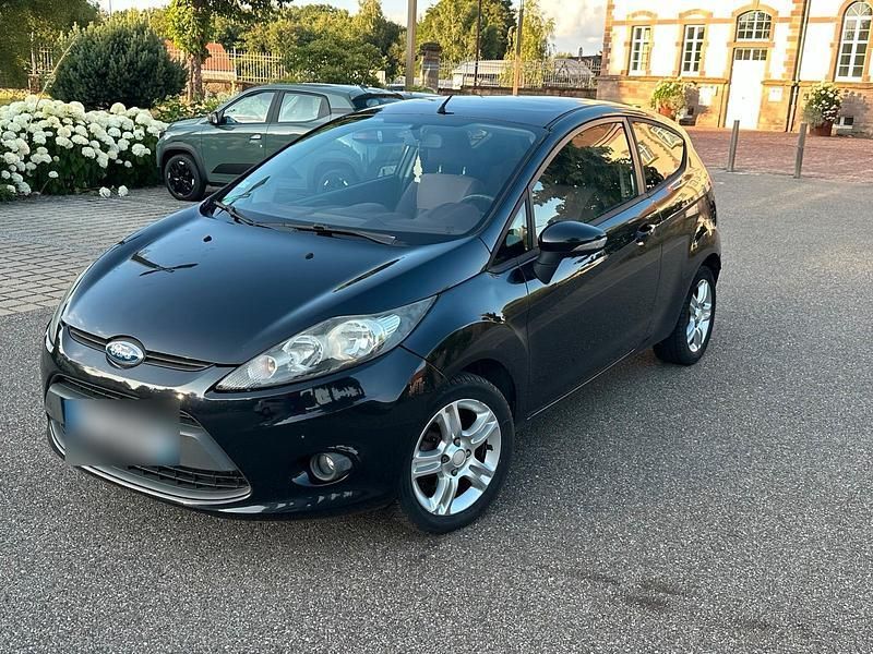 Schwarz Gebraucht 2009 Ford Fiesta Kleinwagen | 2.300 € (Guter Preis) - Bild 1/4