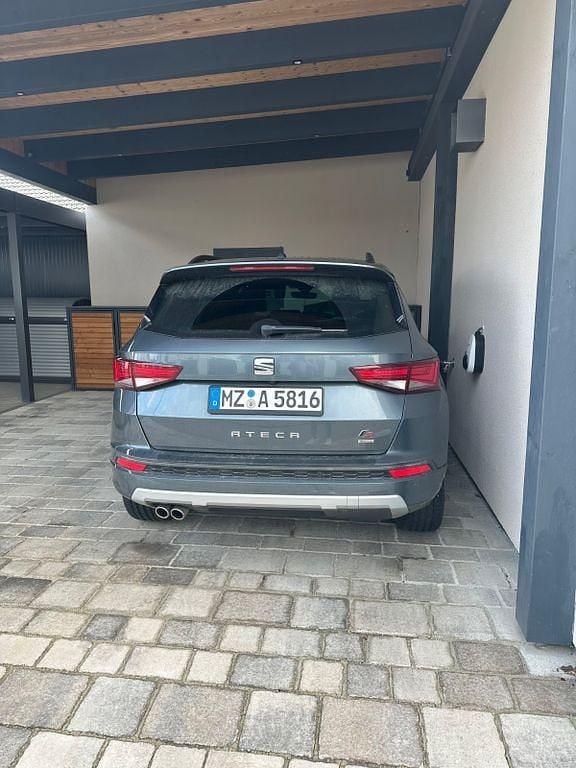 Gebraucht Seat Ateca 4Drive 150 PS (110 kW) 2019 Grau SUV