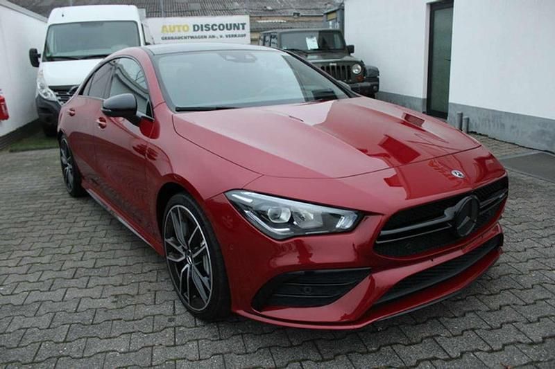 Rot Gebraucht 2020 Mercedes CLA35 AMG AMG Coupé | 43.999 € (Fairer Preis) - Bild 1/4