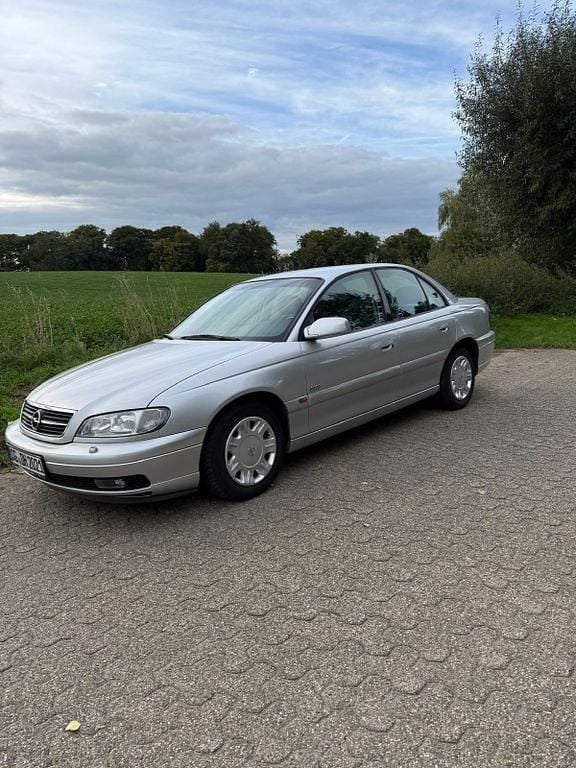 Gebraucht Opel Omega Edition 144 PS (105 kW) 2000 Silber Limousine