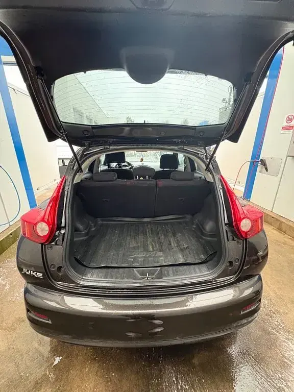 Gebraucht Nissan Juke Acenta 117 PS (86 kW) 2011 Braun SUV