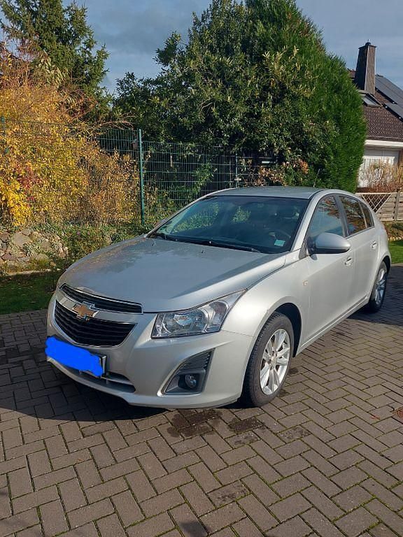 Silber Gebraucht 2014 Chevrolet Cruze LTZ Limousine | 4.000 € - Bild 1/4