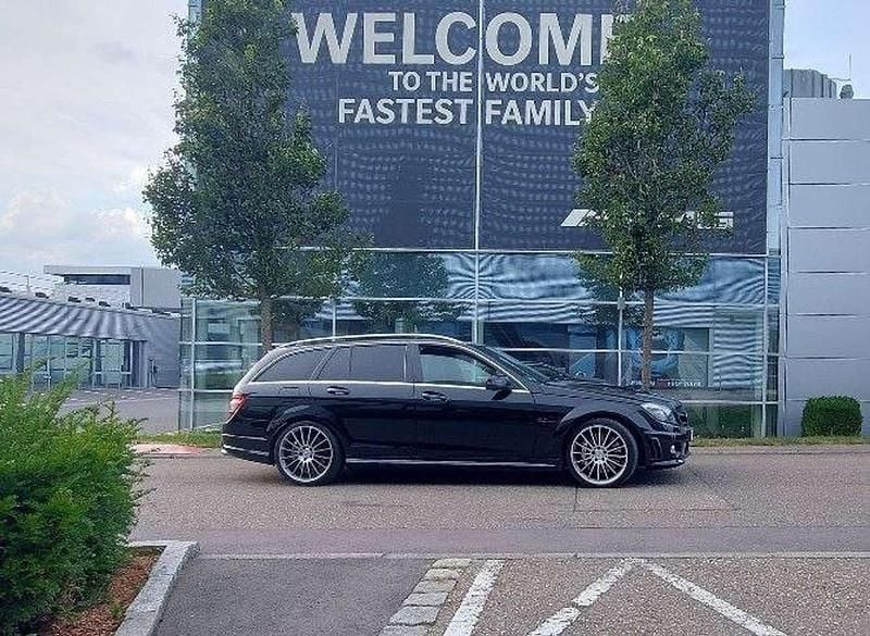 Schwarz Gebraucht 2010 Mercedes C63 AMG AMG Kombi | 33.500 € (Fairer Preis) - Bild 1/4