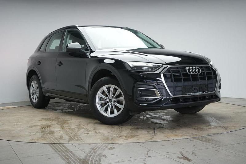 Gebraucht Audi Q5 204 PS (150 kW) 2022 Brilliant black SUV