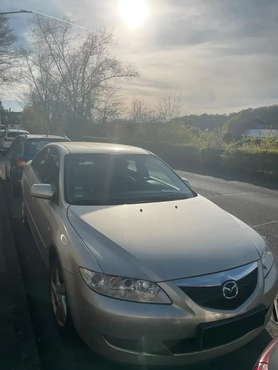 Second-hand Mazda 6 Inclusive 120 CP (88 kW) 2003 Auriu Berlinǎ