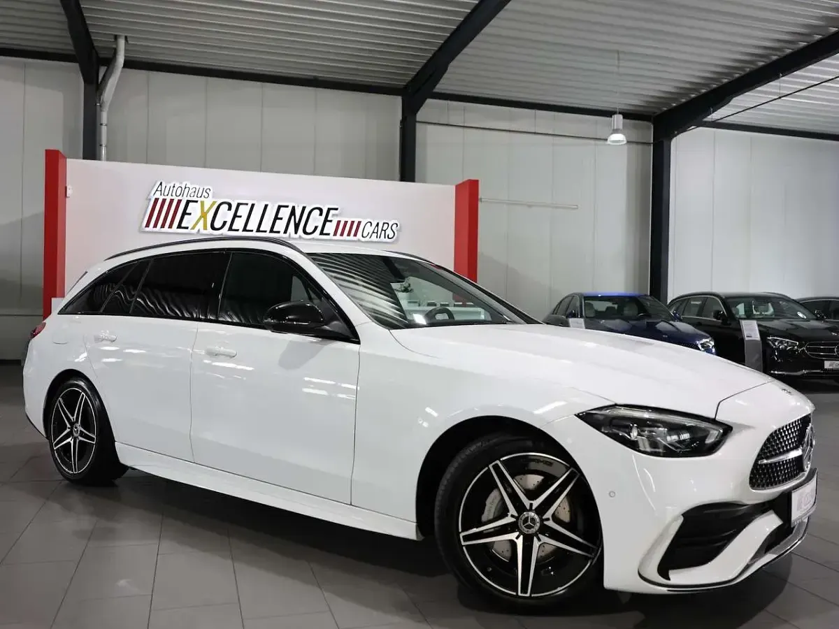 Gebraucht Mercedes C220 AMG line 200 PS (147 kW) 2024 Weiß Limousine