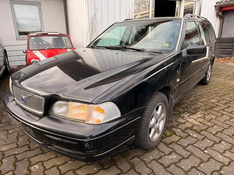 Second-hand Volvo V70 1995 Negru Break