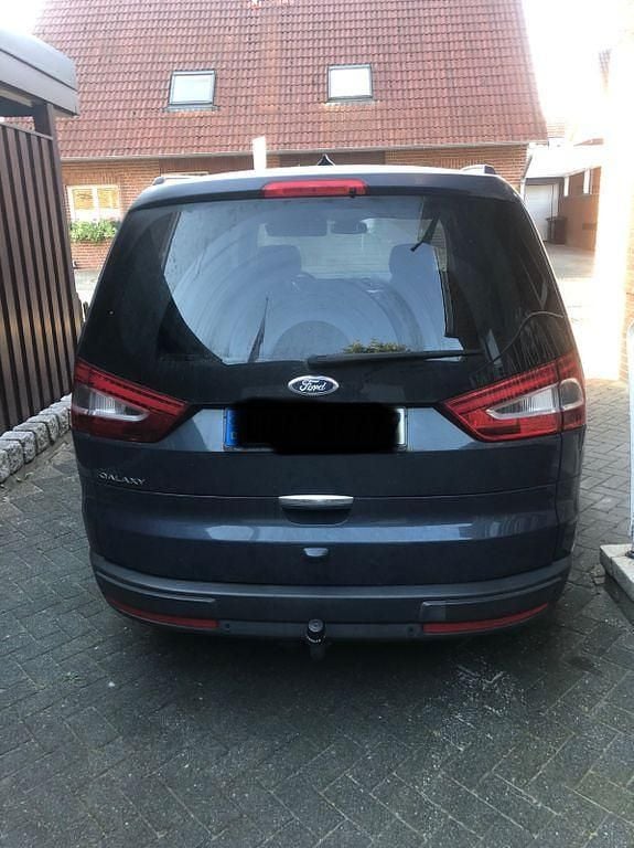 Usata Ford Galaxy Titanium 200 CV (147 kW) 2014 Grigio Monovolume