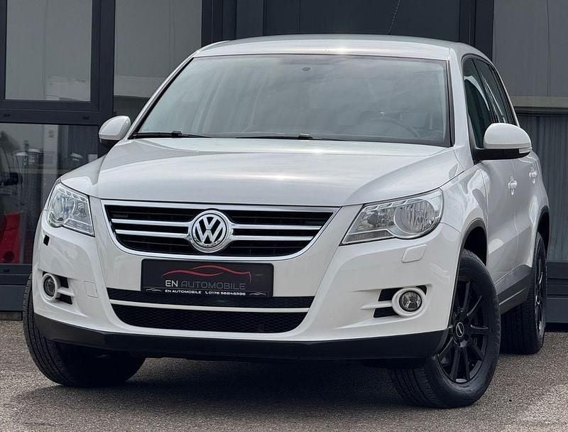 Weiß Gebraucht 2009 VW Tiguan Trendline SUV | 5.990 € (Guter Preis) - Bild 1/4