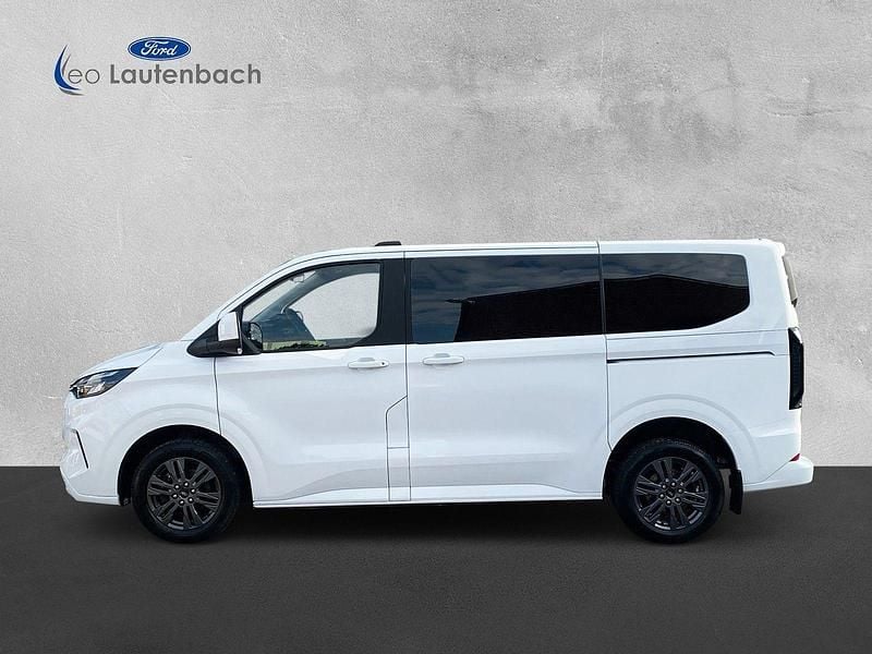Gebraucht Ford Tourneo Custom Titanium 150 PS (110 kW) 2024 Frostweiß Van