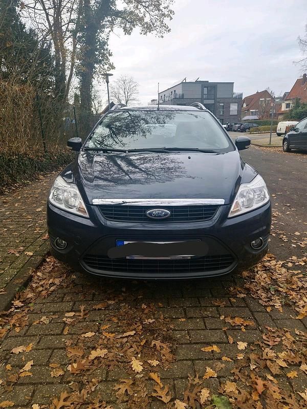 Gebraucht Ford Focus 109 PS (80 kW) 2010 Kombi