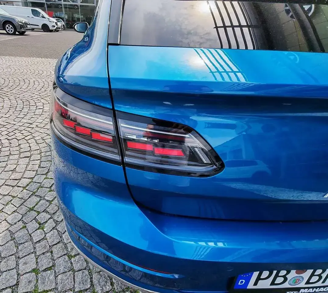 Gebraucht VW Arteon Elegance 200 PS (147 kW) 2023 Blau Kombi