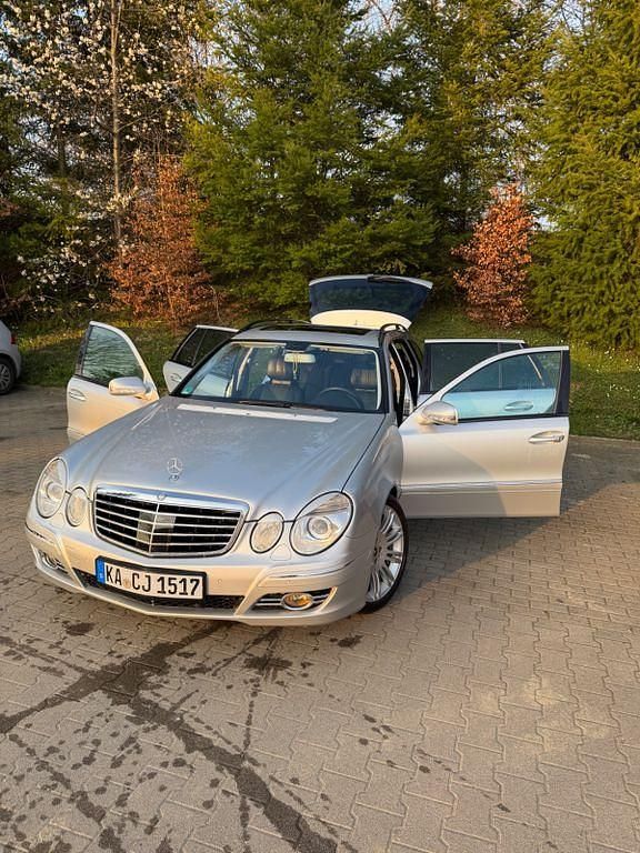 Gebraucht Mercedes E350 Avantgarde 292 PS (214 kW) 2008 Silber Kombi