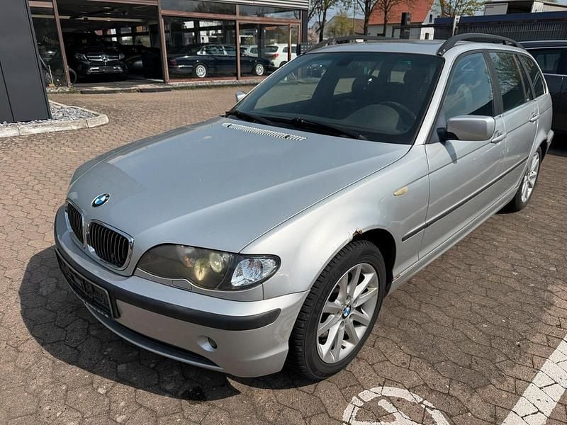 Gebraucht BMW 320 170 PS (125 kW) 2004 Silber Kombi