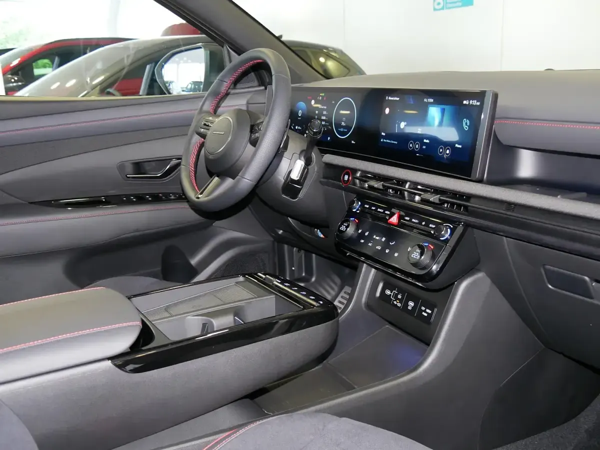 Neu Hyundai Tucson N Line 179 PS (131 kW) 2026 Atlas white SUV