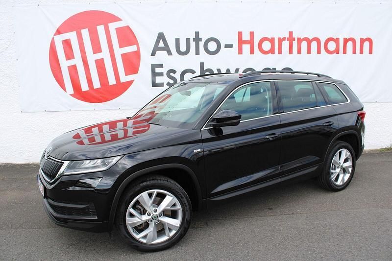 Deepschwarz Gebraucht 2019 Skoda Kodiaq Soleil SUV | 29.780 € (Guter Preis) - Bild 1/4
