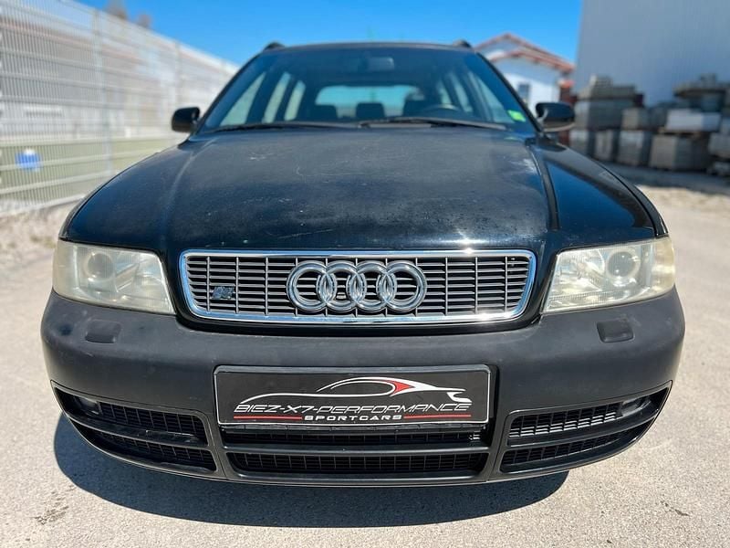 Usata Audi S4 Performance 265 CV (194 kW) 1999 Nero Station wagon