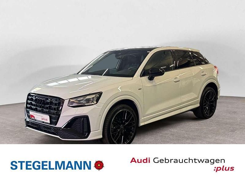 Gletscherweiß metallic Gebraucht 2023 Audi Q2 S-Line SUV | 32.810 € (Teuer) - Bild 1/4