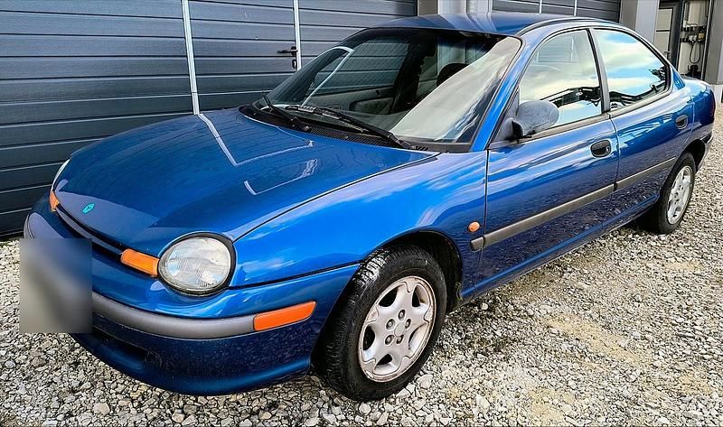 Gebraucht Chrysler Neon 133 PS (97 kW) 1995 Blau Limousine