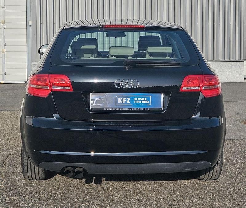 Gebraucht Audi A3 Attraction 160 PS (117 kW) 2009 Schwarz Kleinwagen