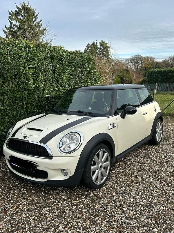 Weiß Gebraucht 2008 Mini Cooper S Kleinwagen | 5.555 € (Fairer Preis) - Bild 1/4