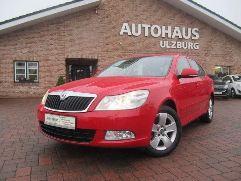 Gebraucht Skoda Octavia Elegance 102 PS (75 kW) 2008 Rot Limousine