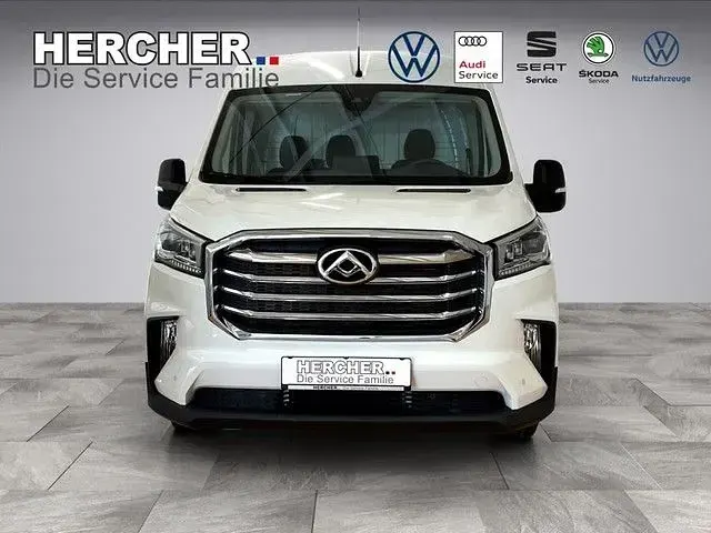 Używany Maxus V90 148 KM (108 kW) 2025 Biały Van