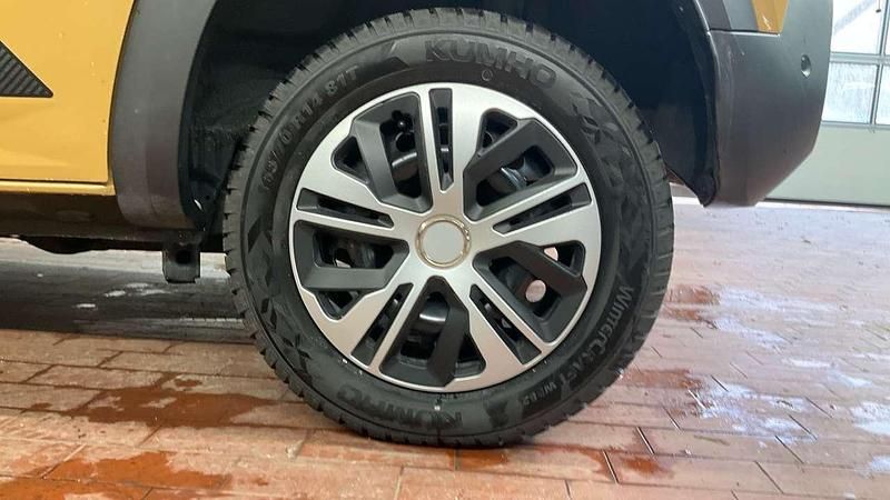 Gebraucht Dacia Spring Expression 33 kW (45 PS) 2025 Beige safari Kleinwagen