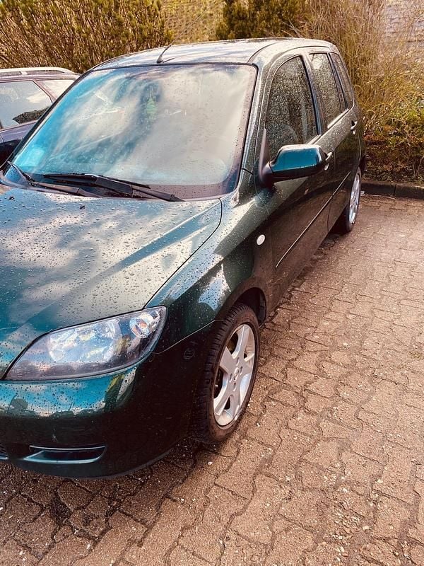 Gebraucht Mazda 2 80 PS (58 kW) 2005 Grün Kleinwagen