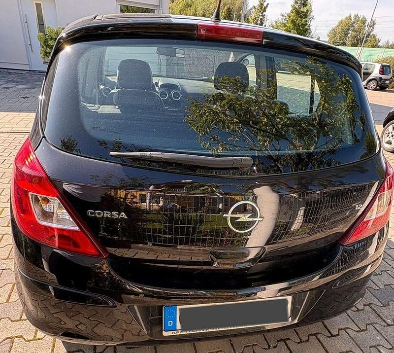Schwarz Gebraucht 2008 Opel Corsa Edition Limousine | 3.500 € (Fairer Preis) - Bild 1/4