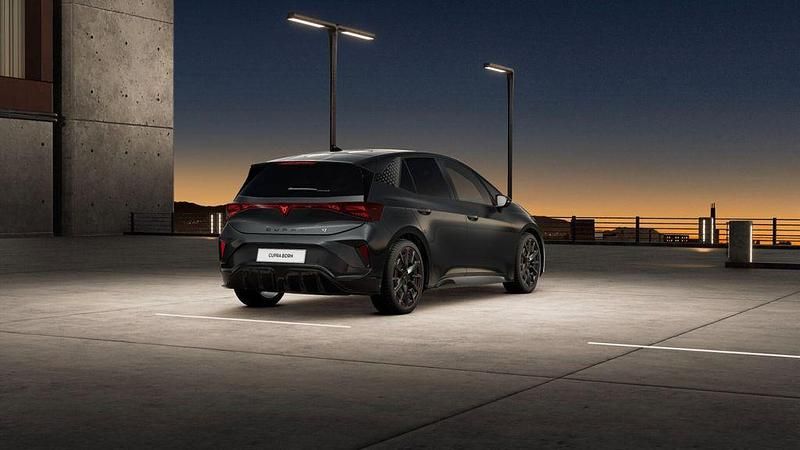 Nowe Cupra Born VZ 239 kW (326 KM) 2026 Szary Hatchback