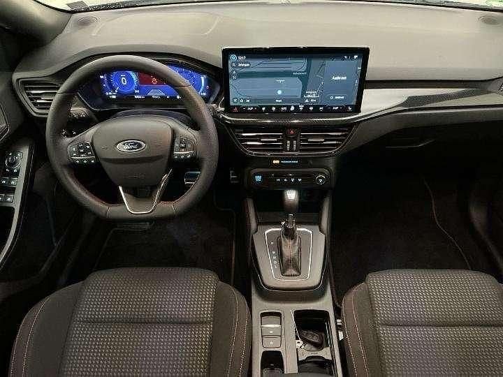 Gebraucht Ford Focus ST-Line X 155 PS (114 kW) 2024 Grau Limousine