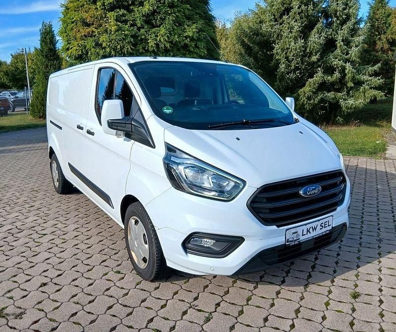 Weiß Gebraucht 2018 Ford Transit Custom Trend Van / Kleinbus | 13.000 € (Superpreis) - Bild 1/4
