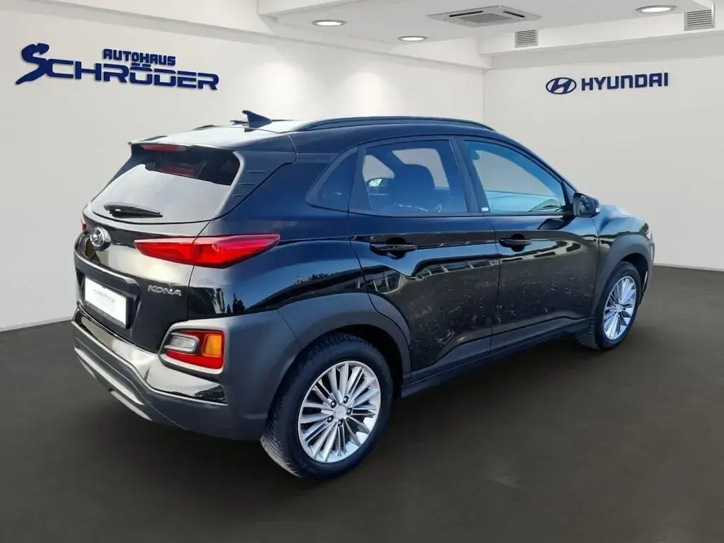 Gebraucht Hyundai Kona YES! 120 PS (88 kW) 2019 Phantom black / mic SUV