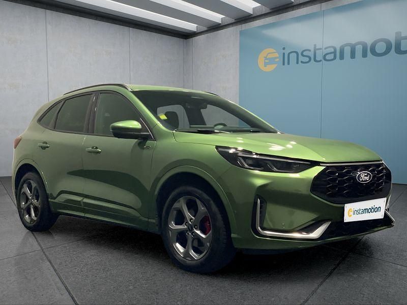 Gebraucht Ford Kuga ST-Line X 186 PS (136 kW) 2024 Grün SUV