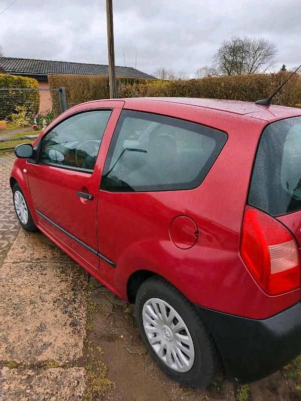 Gebraucht Citroën C2 60 PS (44 kW) 2004 Rot Kleinwagen