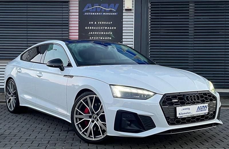 Weiß Gebraucht 2022 Audi A5 Edition .1 Limousine | 44.700 € (Etwas zu teuer) - Bild 1/4