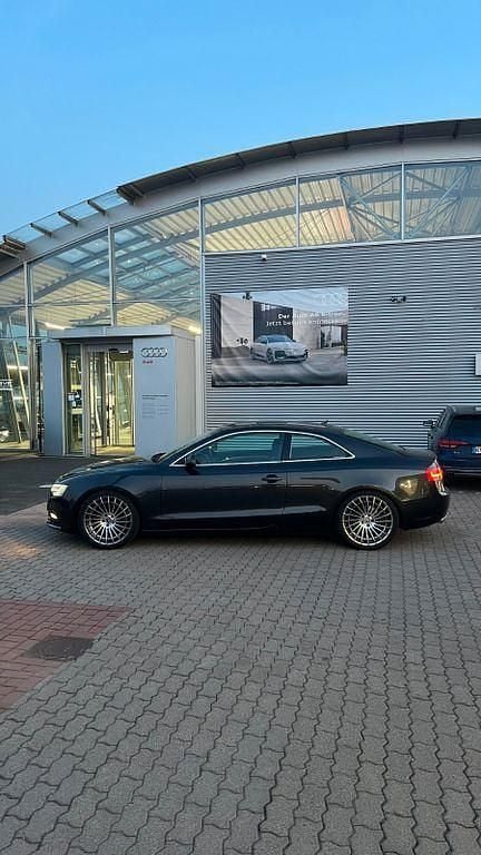 Gebraucht Audi A5 Sport 177 PS (130 kW) 2013 Grau Coupé