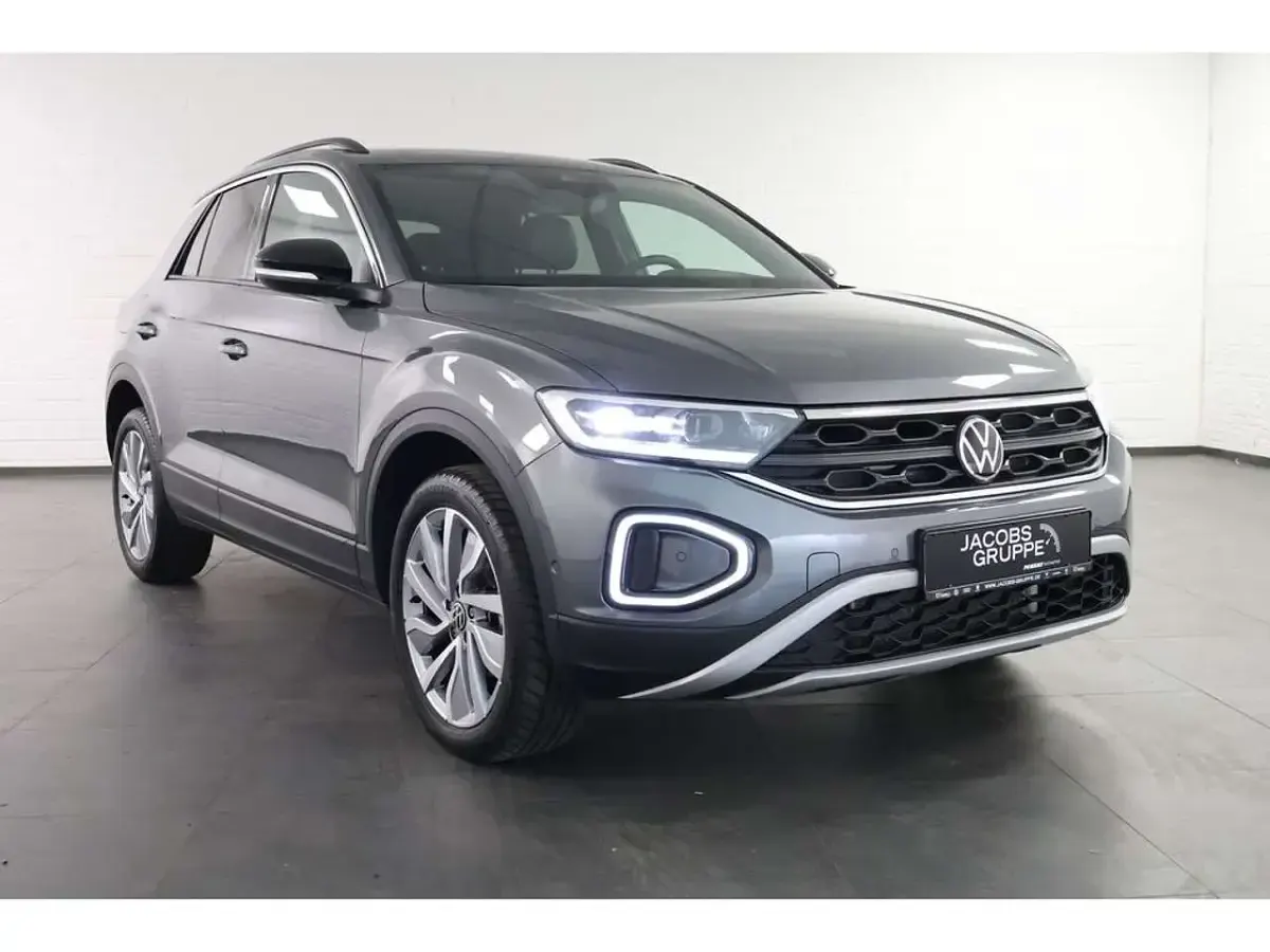 Gebraucht VW T-Roc Goal 150 PS (110 kW) 2025 Grau SUV