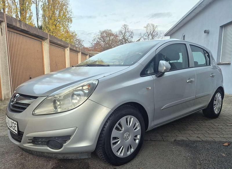 Gebraucht Opel Corsa Edition 60 PS (44 kW) 2007 Starsilber iii m2 Kleinwagen