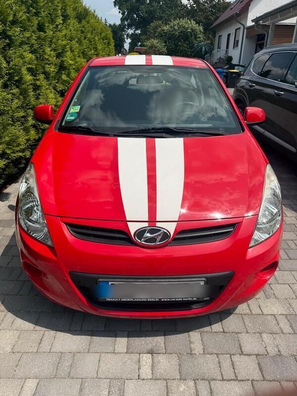 Rot Gebraucht 2010 Hyundai i20 Comfort Kleinwagen | 3.100 € (Fairer Preis) - Bild 1/4
