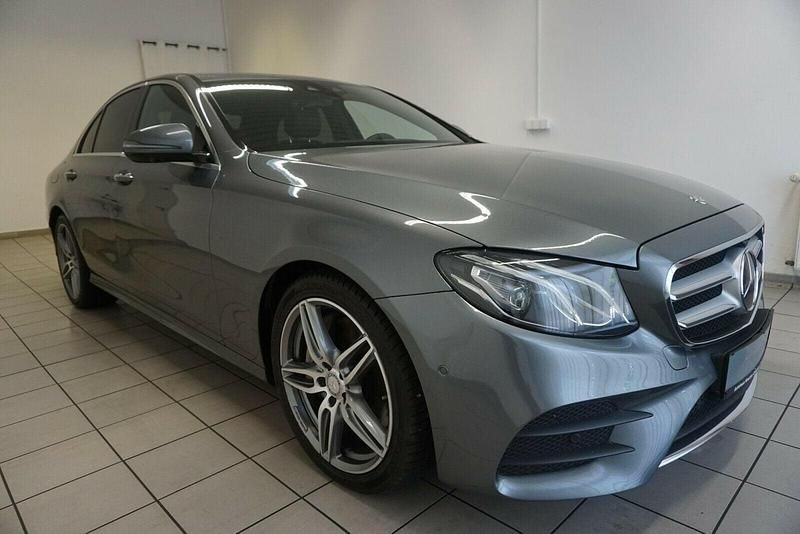Gebraucht Mercedes E350 AMG line 258 PS (189 kW) 2017 Silber Limousine