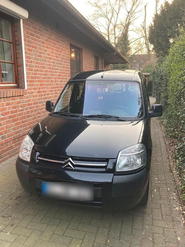 Gebraucht Citroën Berlingo 90 PS (66 kW) 2008 Schwarz Van / Kleinbus