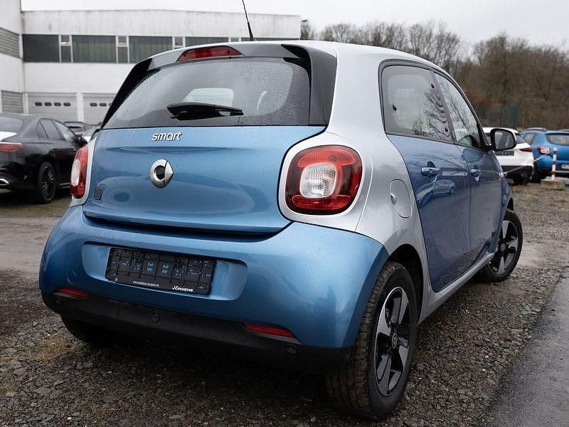Gebraucht Smart ForFour Electric Drive 60 kW (82 PS) 2021 Blau Limousine