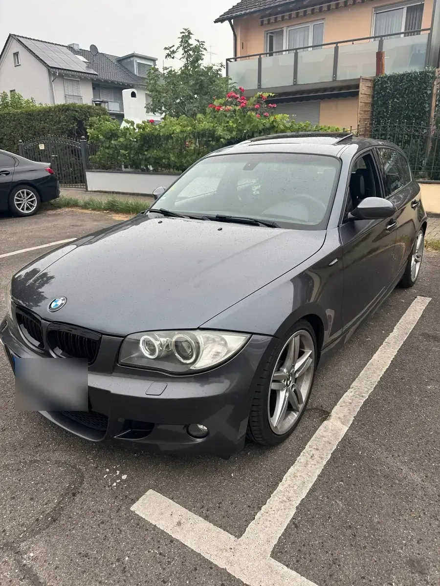 Gebraucht BMW 120 M Sport 177 PS (130 kW) 2008 Grau Kleinwagen