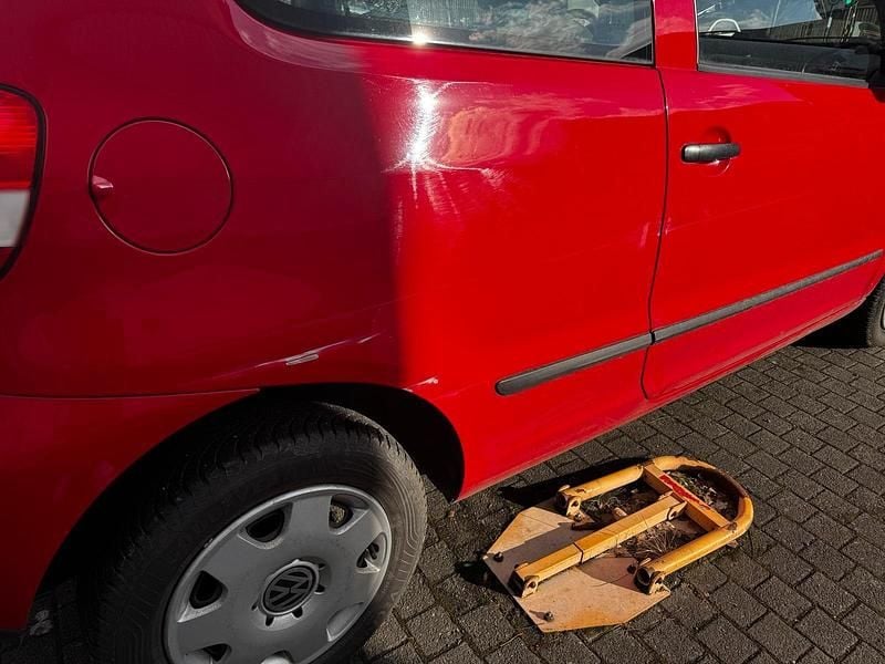 Gebraucht VW Fox 75 PS (55 kW) 2005 Rot Kleinwagen